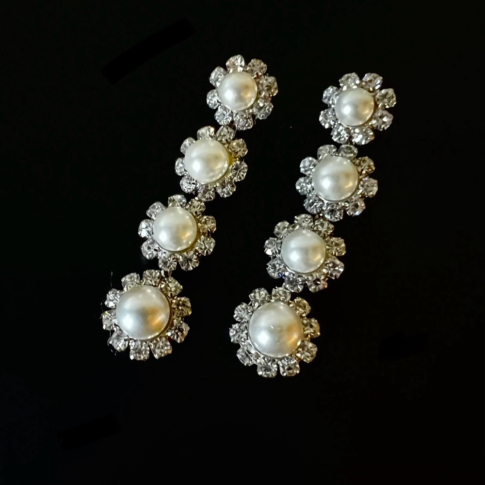 Pearl & Crystal Formal Earrings